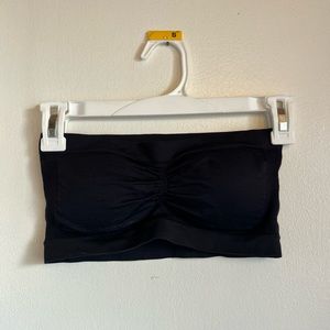 No Boundaries, S/CH, black bando, stitch in the middle, Never worn, stretches,